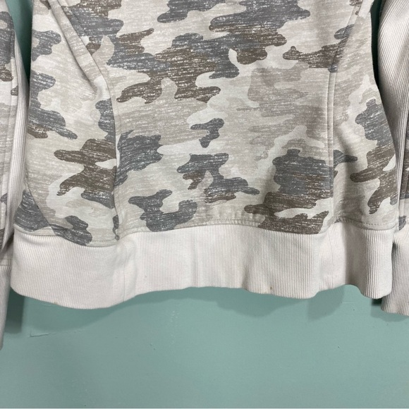 Athleta Triumph Zip Up Hoodie Camo Gray 511504 Sz XS - Picture 8 of 11